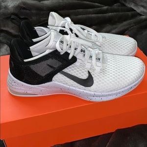 nike air bella 2